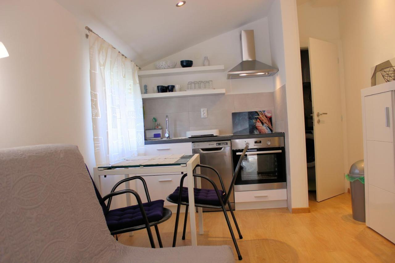 Apartment Studio Olga Нови Винодолски Екстериор снимка